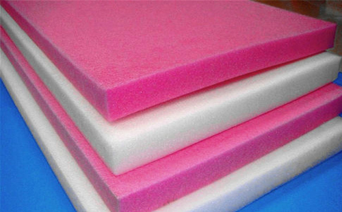 冷链物流中的缓冲保护材料:冷冻环境下金塔珍珠棉的应用解析 冷链物流中的缓冲保护材料:冷冻环境下金塔珍珠棉的应用解析